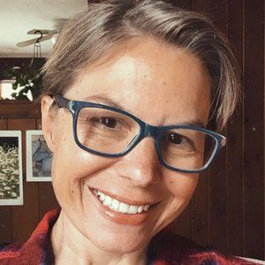 Meet your Posher, Carrie
